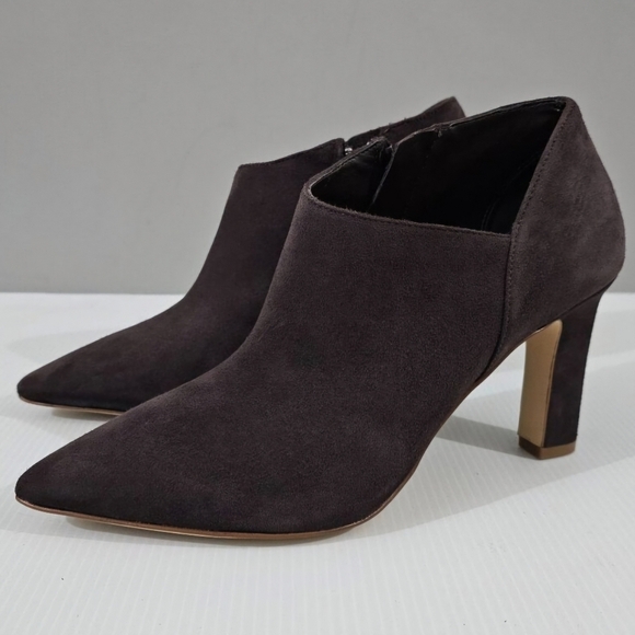 NEW Cole Haan Vestry Ankle Bootie Womens 7.5 Brown Suede Heel Pointed Toe Fall - Picture 1 of 12